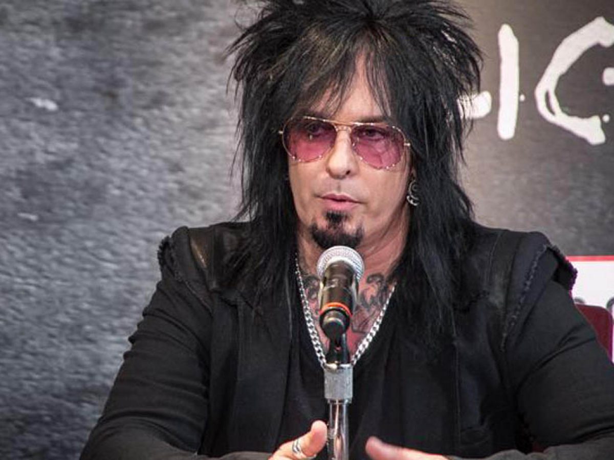 Nikki Sixx oslavuje svoj triezvy stav