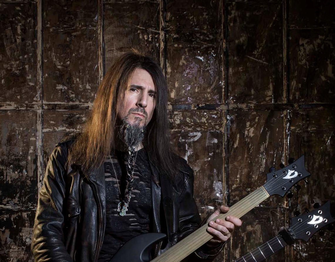 Ron 'Bumblefoot' Thal má skvelú akustickú coververziu skladby od Asia